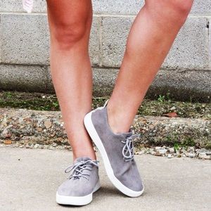 Steve Madden "Elexa" sneakers
